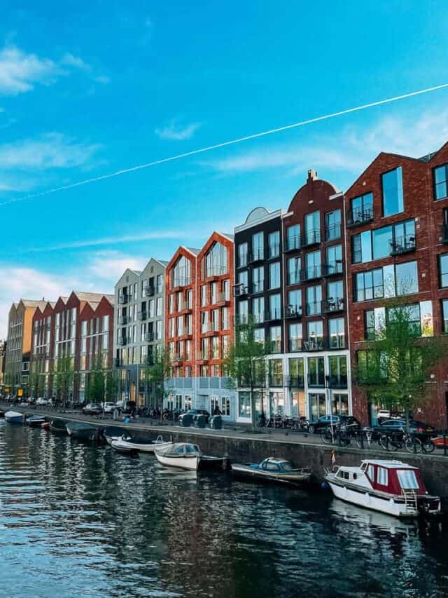A row of canal houses in Amsterdam