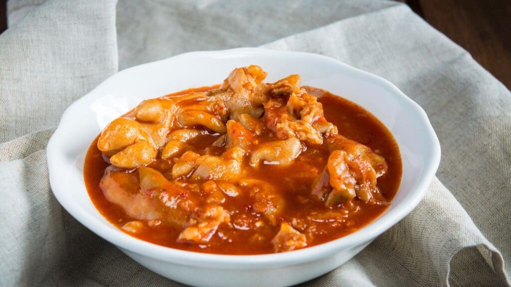 Boiled Pig's Feet-Crubeens with tomato sauce and bread
