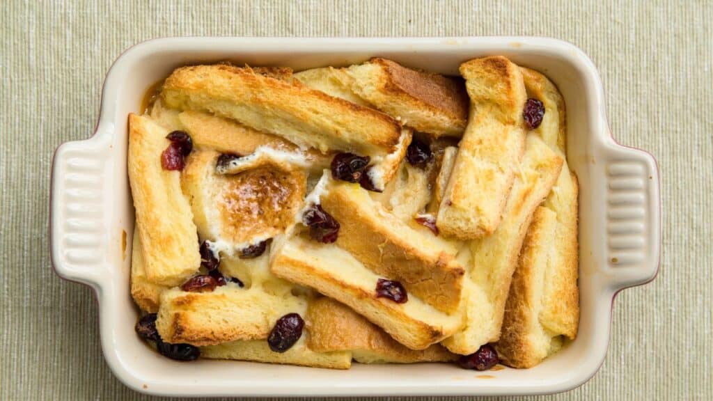 Baked bread pudding
